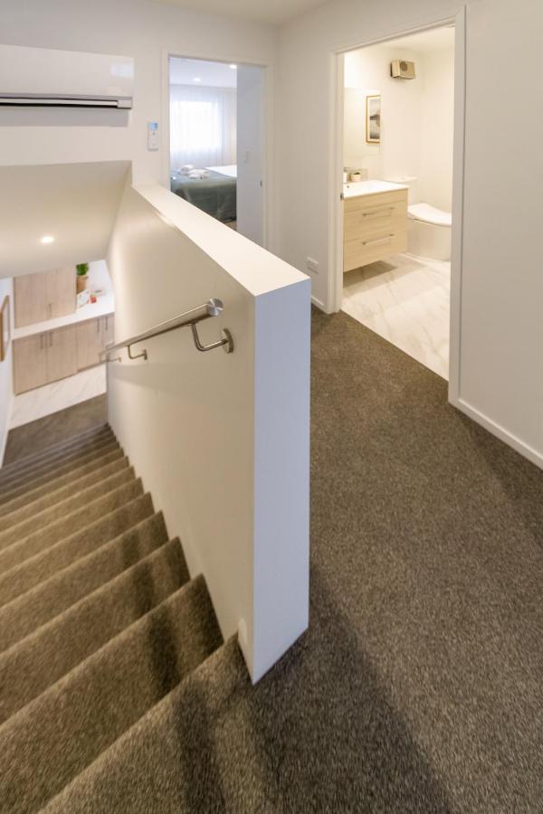 In The Heart Of It All: 2 Bed Cbd Townhouse Christchurch Eksteriør bilde